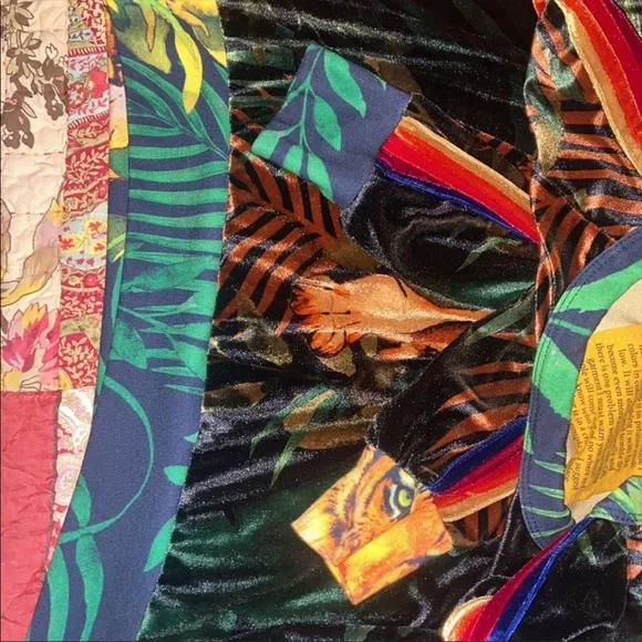 NWOT! Aviator Nation Unisex Jungle Classic Velvet Sweatshirt - Black Tiger - Picture 9 of 11